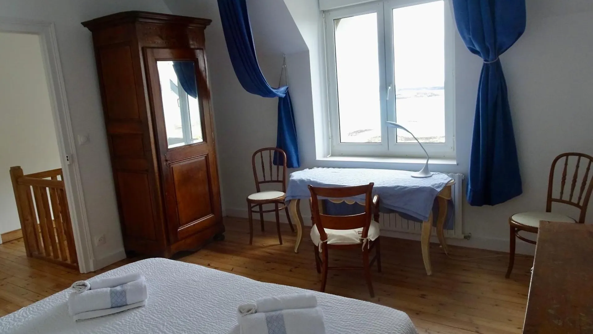 Villa Ty Mamm Doue à Ploubazlanec Hébergement de vacances